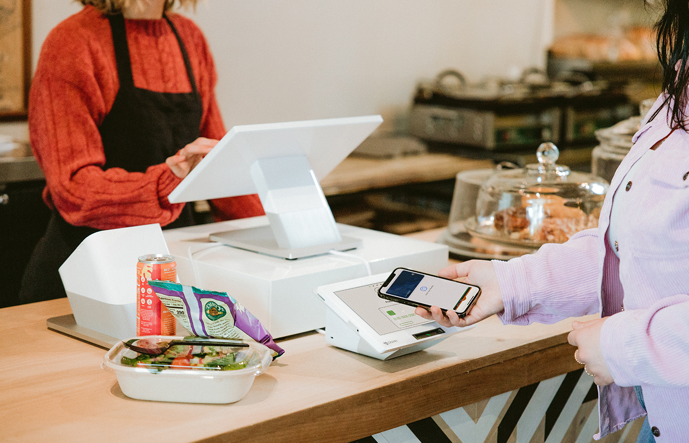 Example restaurants & cafés business or payment scene